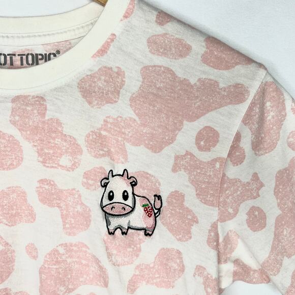 Hot Topic Strawberry Cow Crop Top Small - Picture 3 of 4